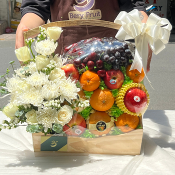 Giỏ hoa quả gỗ Thành kính