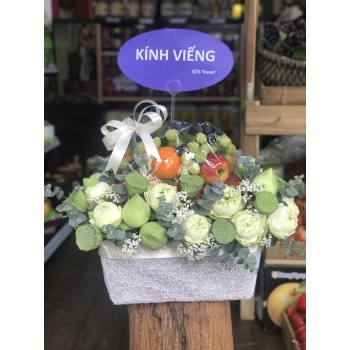 Giỏ hoa trái thành kính kết hợp sen trắng